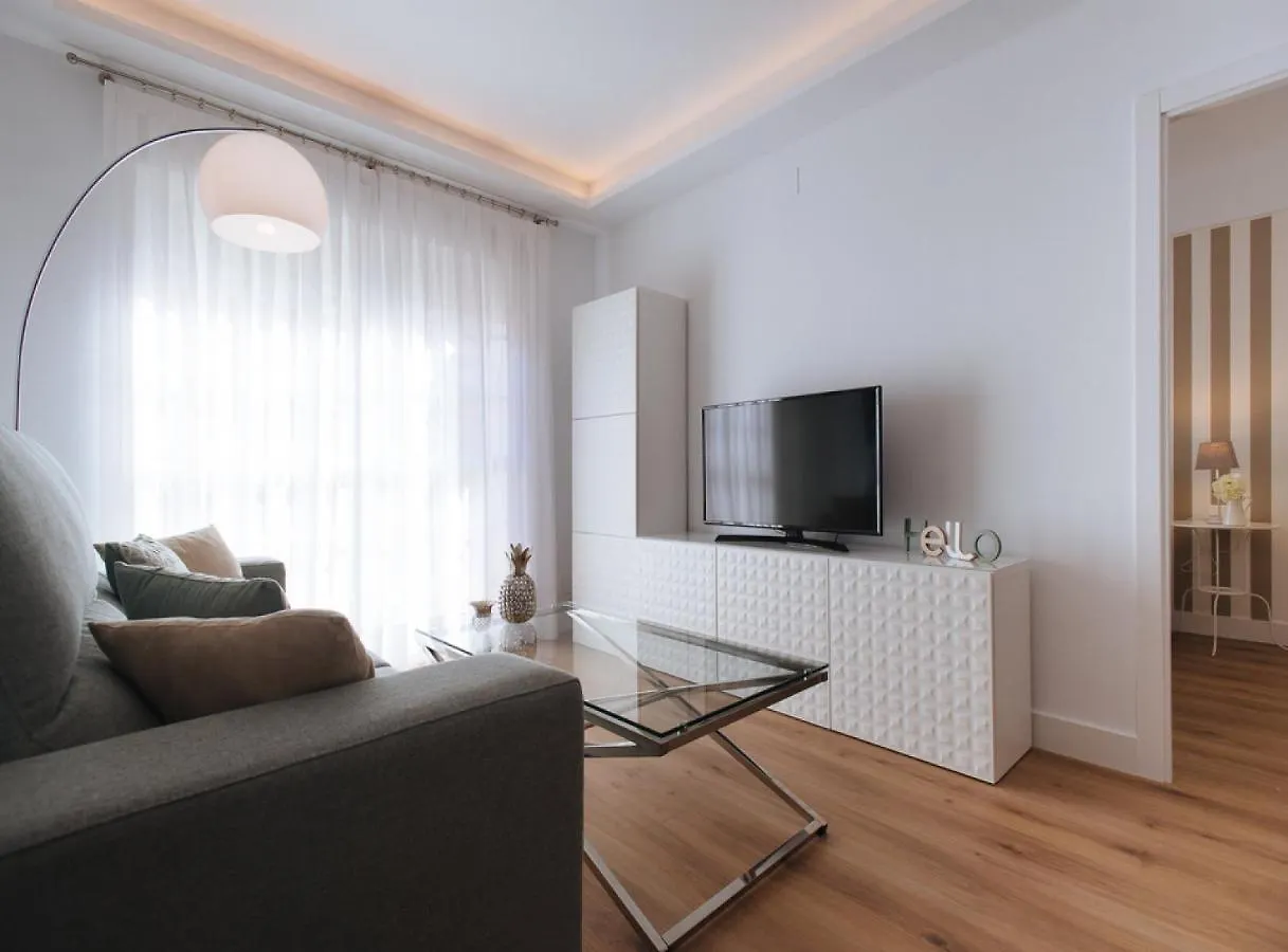 Azahares Suite Apartment Seville Spain