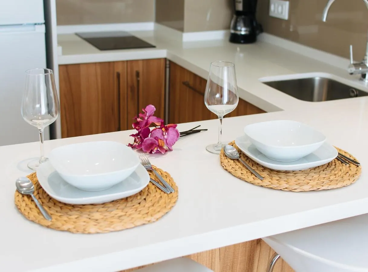 Azahares Suite Apartment Seville Spain