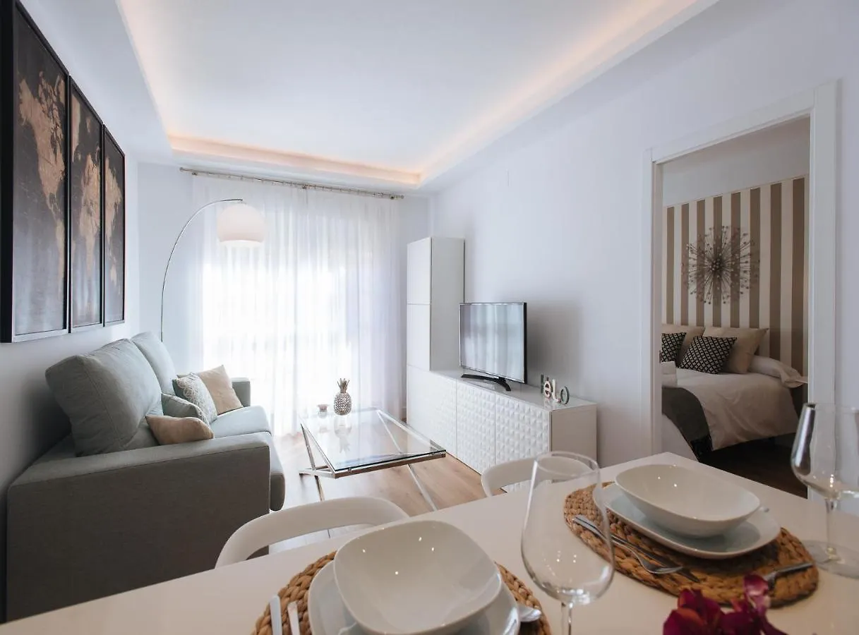 Azahares Suite Apartment Seville