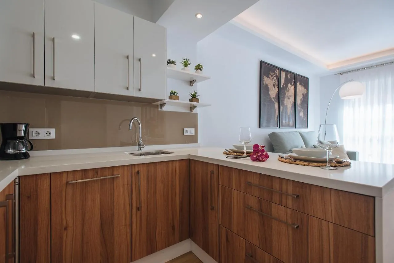 Azahares Suite Apartment Seville